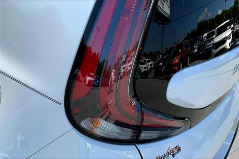 Used 2024 Kia Soul EX image 29