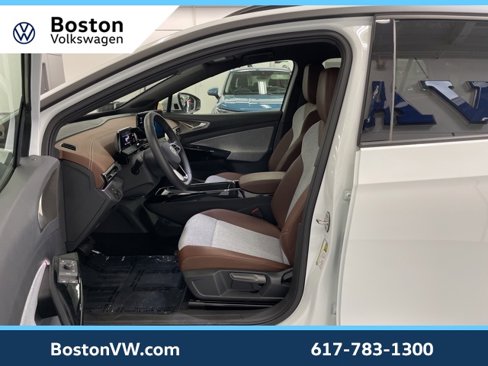Used 2023 Volkswagen ID.4 Pro image 7