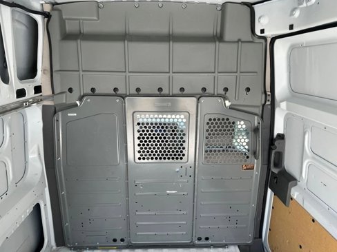 Used 2020 Nissan NV 2500 S image 22