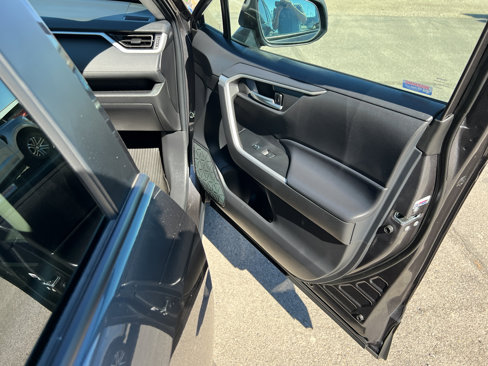 Used 2024 Toyota RAV4 XLE image 24