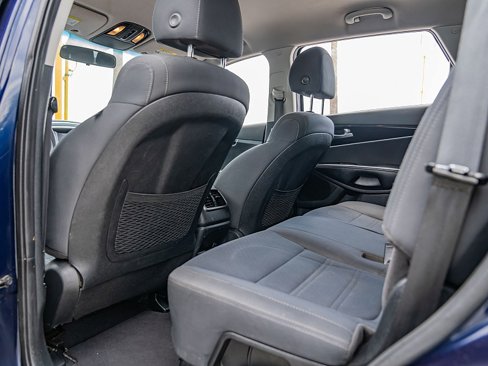 Used 2020 Kia Sorento AWD V6 image 18
