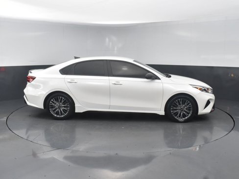 Used 2023 Kia Forte GT-Line image 4
