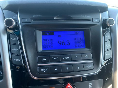 Used 2016 Hyundai Elantra GT w/ Option Group 02 image 21