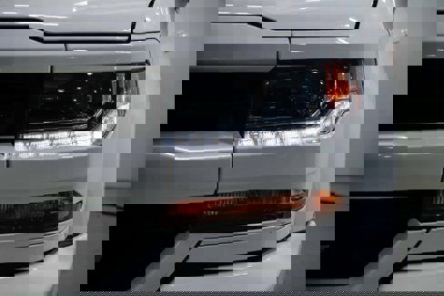 Used 2018 Chevrolet Silverado 1500 LT w/ All Star Edition image 4