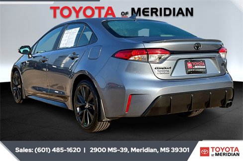 Used 2024 Toyota Corolla SE image 2