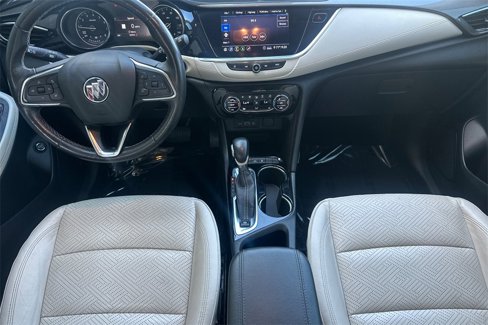 Used 2020 Buick Encore GX Essence w/ Experience Buick Package image 4