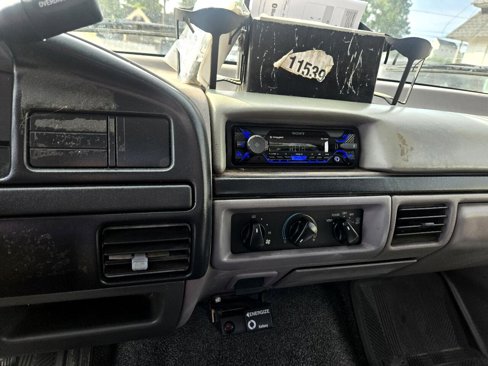 Used 1996 Ford F250 XL image 25