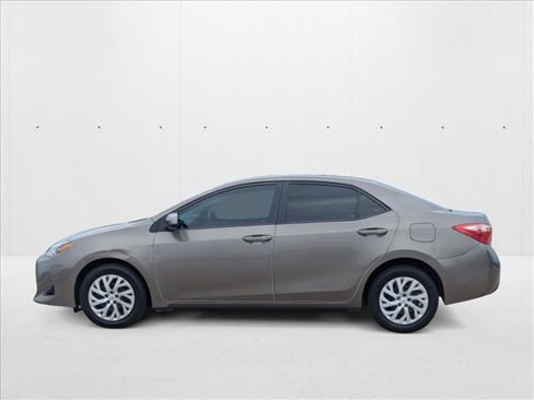 Used 2019 Toyota Corolla LE w/ Carpet Mat Package (TMS) image 8