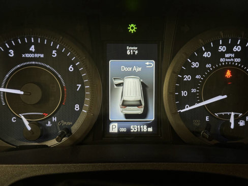 Used 2020 Toyota Sienna LE image 21