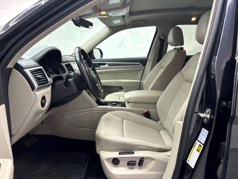 Used 2018 Volkswagen Atlas SEL image 10