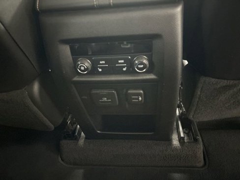 Used 2018 Chevrolet Traverse Premier w/ Redline Edition image 20