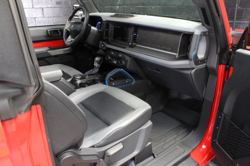 Used 2023 Ford Bronco Black Diamond w/ Sasquatch Package image 43