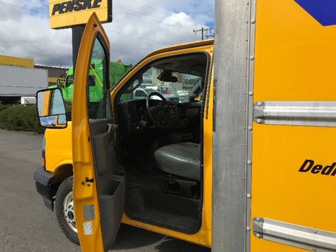Used 2019 GMC Savana 3500 Extended w/ Driver Convenience Package image 15