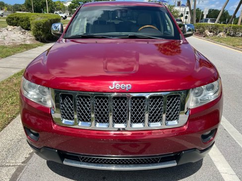 Used 2013 Jeep Grand Cherokee Overland image 4