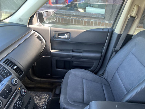 Used 2014 Ford Flex SE image 14