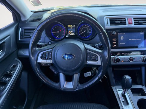 Used 2015 Subaru Outback 2.5i Premium image 12