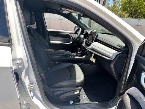 New 2025 Jeep Compass Latitude image 10