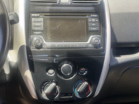 Used 2016 Nissan Versa Note SV image 18