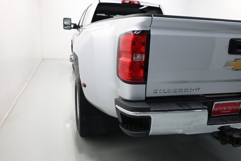 Used 2018 Chevrolet Silverado 3500 LT w/ LT Convenience Package image 46