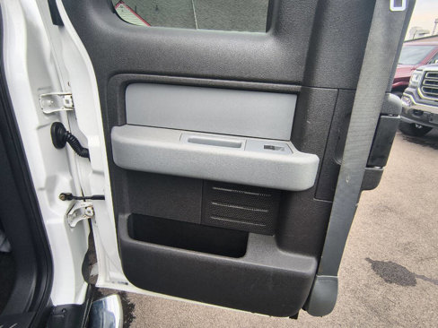 Used 2012 Ford F150 XLT w/ XLT Chrome Pkg image 23