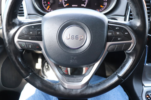 Used 2020 Jeep Grand Cherokee Limited w/ Luxury Group II image 31