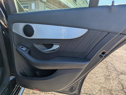 Used 2018 Mercedes-Benz C 300 4MATIC Sedan image 17