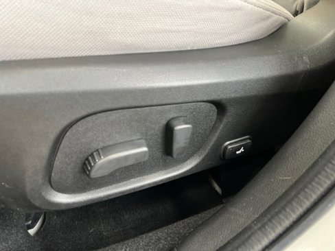 Used 2017 Subaru Forester 2.5i Premium image 30