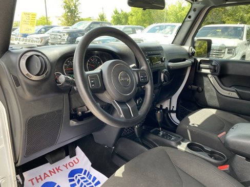 Used 2015 Jeep Wrangler Unlimited Sport image 9