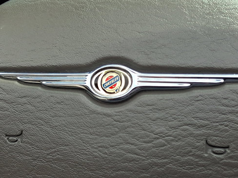 Used 2006 Chrysler Sebring Limited w/ Electronics Convenience Group image 22