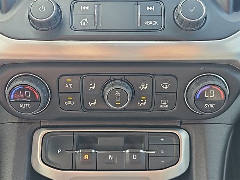 Used 2022 GMC Acadia SLE w/ Driver Convenience Package image 23