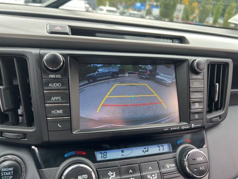 Used 2018 Toyota RAV4 Adventure image 13
