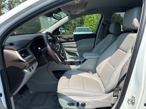 Used 2021 GMC Acadia SLT image 12
