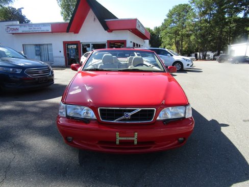 Used 2004 Volvo C70 LT image 2