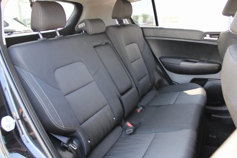 Used 2020 Kia Sportage LX image 22