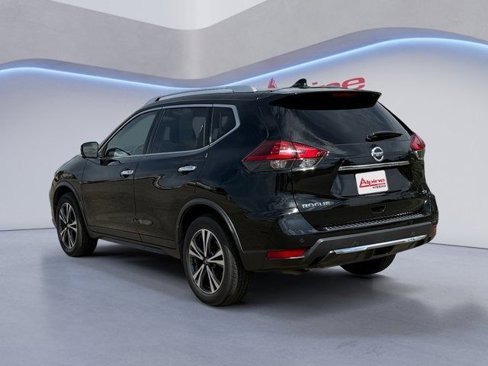 Used 2019 Nissan Rogue SV w/ Premium Package image 3