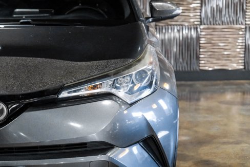 Used 2018 Toyota C-HR XLE image 47