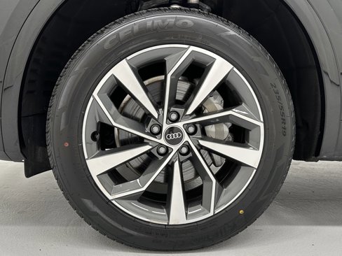Used 2022 Audi Q5 2.0T Premium Plus w/ Premium Plus Package image 9