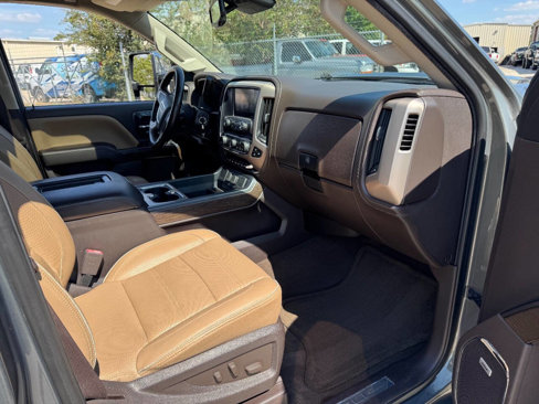 Used 2018 GMC Sierra 2500 Denali w/ Duramax Plus Package image 24