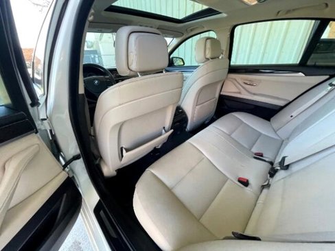 Used 2013 BMW 528i xDrive Sedan image 14
