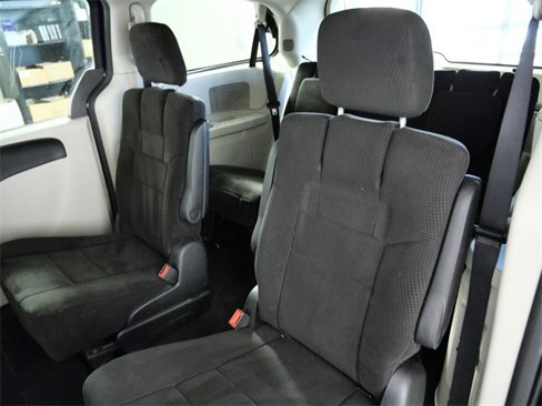 Used 2012 Dodge Grand Caravan SE image 14