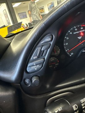 Used 2004 Chevrolet Corvette Coupe w/ Preferred Equipment Group image 39