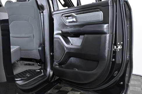 Used 2021 RAM 1500 Big Horn image 31