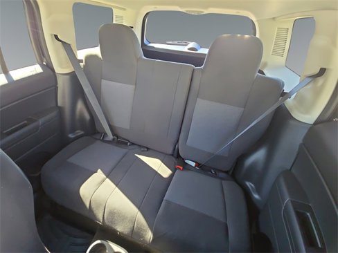 Used 2015 Jeep Patriot Sport w/ Power Value Group image 17