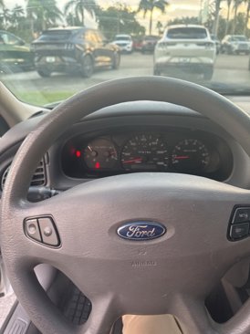 Used 2003 Ford Taurus SES image 6