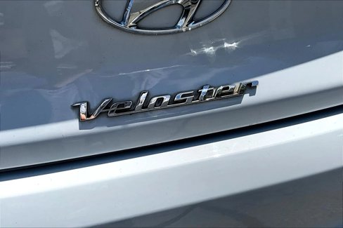 Used 2019 Hyundai Veloster N N w/ Performance Package image 7