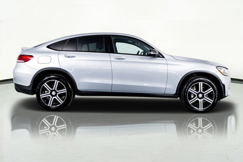 Used 2023 Mercedes-Benz GLC 300 4MATIC Coupe image 10