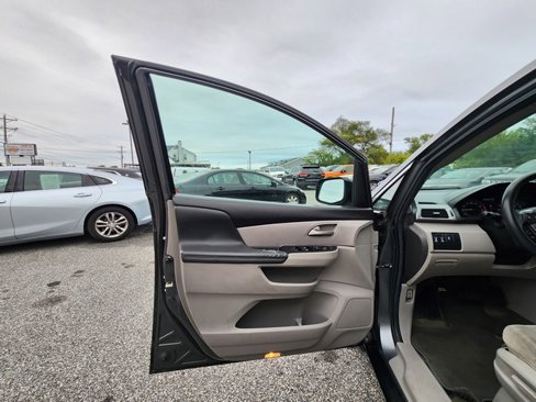 Used 2013 Honda Odyssey EX image 7