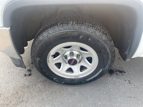 Used 2017 GMC Sierra 1500 2WD Regular Cab image 17