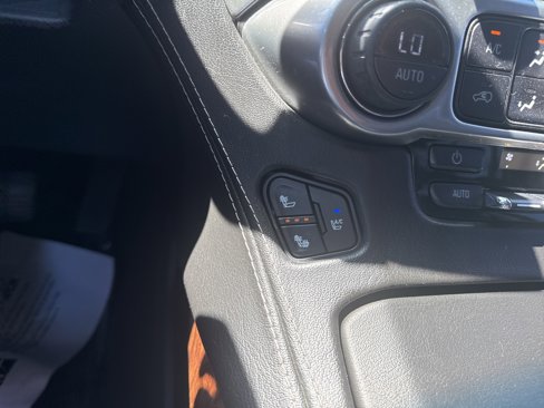 Used 2016 Chevrolet Tahoe LTZ image 24