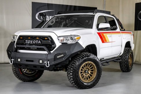 Used 2019 Toyota Tacoma SR w/ SR Convenience Package image 4